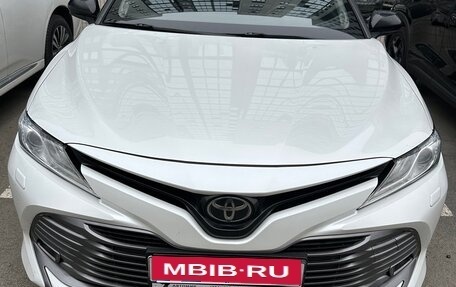 Toyota Camry, 2020 год, 2 450 000 рублей, 12 фотография