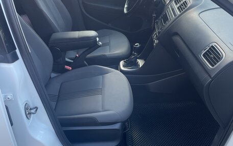 Volkswagen Polo VI (EU Market), 2017 год, 710 000 рублей, 6 фотография