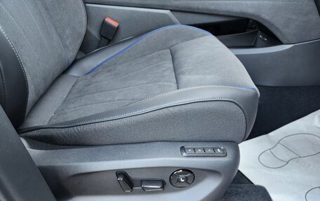Volkswagen Tiguan, 2024 год, 5 200 000 рублей, 13 фотография