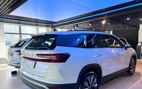 Skoda Kodiaq, 2025 год, 5 700 000 рублей, 3 фотография