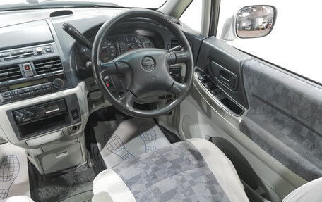 Nissan Bassara, 2000 год, 549 000 рублей, 11 фотография