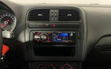 Volkswagen Polo VI (EU Market), 2015 год, 890 000 рублей, 14 фотография