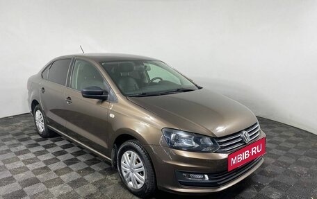 Volkswagen Polo VI (EU Market), 2015 год, 890 000 рублей, 3 фотография