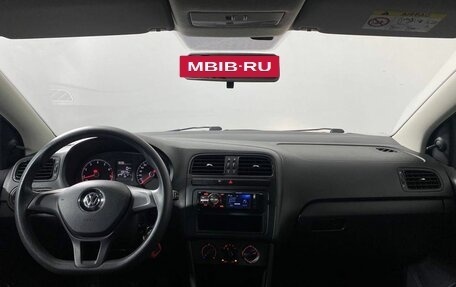Volkswagen Polo VI (EU Market), 2015 год, 890 000 рублей, 15 фотография