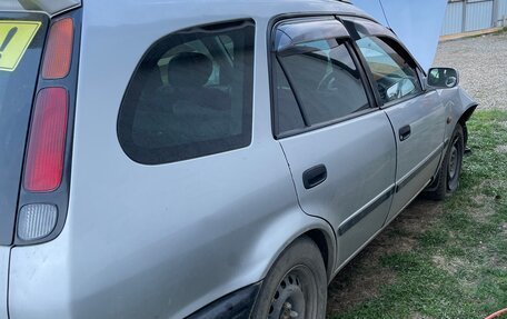 Toyota Sprinter Carib III, 1999 год, 200 000 рублей, 2 фотография
