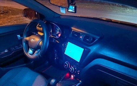 KIA Rio III рестайлинг, 2013 год, 588 000 рублей, 8 фотография