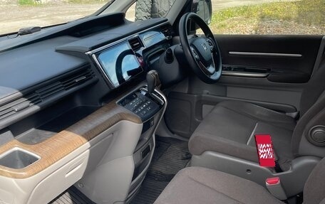 Honda Stepwgn IV, 2015 год, 1 650 000 рублей, 5 фотография