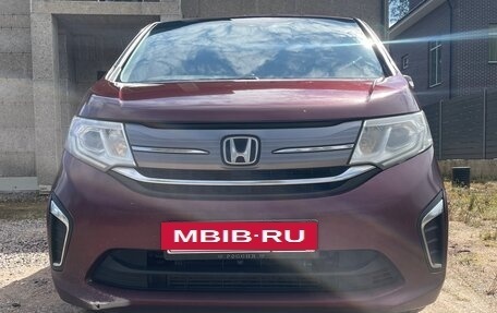 Honda Stepwgn IV, 2015 год, 1 650 000 рублей, 3 фотография