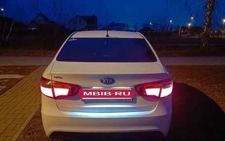 KIA Rio III рестайлинг, 2013 год, 588 000 рублей, 9 фотография