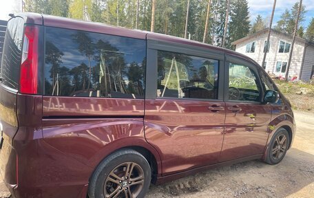 Honda Stepwgn IV, 2015 год, 1 650 000 рублей, 10 фотография