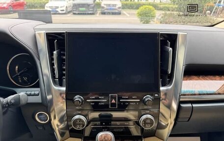 Toyota Alphard III, 2021 год, 9 450 000 рублей, 7 фотография