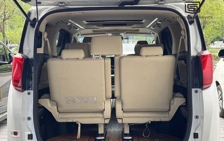 Toyota Alphard III, 2021 год, 9 450 000 рублей, 9 фотография