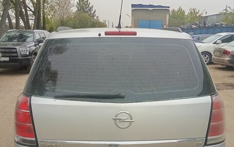 Opel Zafira B, 2007 год, 630 000 рублей, 2 фотография