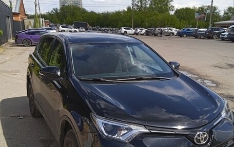 Toyota RAV4, 2018 год, 2 323 000 рублей, 5 фотография