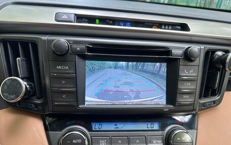 Toyota RAV4, 2015 год, 2 360 000 рублей, 20 фотография