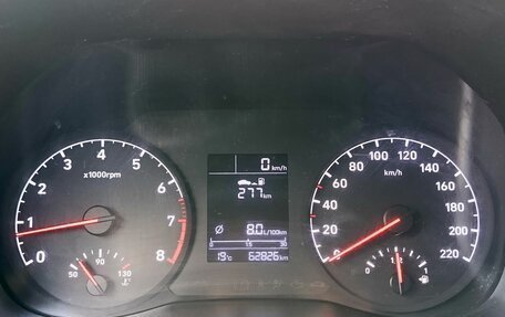 Hyundai Solaris II рестайлинг, 2019 год, 1 370 000 рублей, 16 фотография