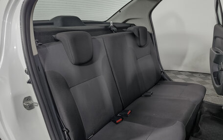 Renault Logan II, 2020 год, 849 000 рублей, 11 фотография