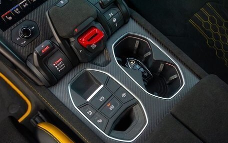 Lamborghini Urus I, 2021 год, 22 950 000 рублей, 19 фотография