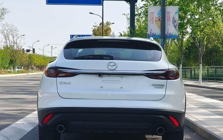 Mazda CX-4, 2022 год, 1 568 000 рублей, 5 фотография
