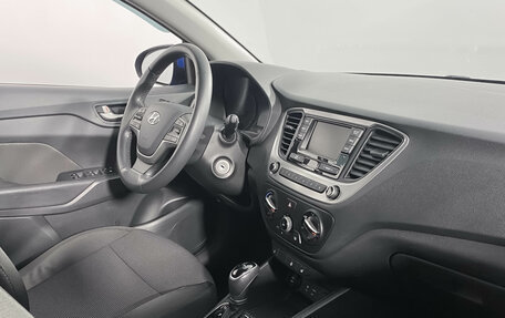 Hyundai Solaris II рестайлинг, 2018 год, 1 239 000 рублей, 10 фотография