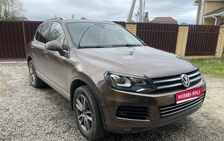 Volkswagen Touareg III, 2012 год, 1 700 000 рублей, 1 фотография