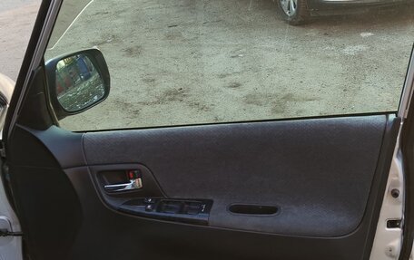 Toyota Corolla Spacio II, 2003 год, 680 000 рублей, 37 фотография