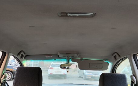 Toyota Corolla Spacio II, 2003 год, 680 000 рублей, 39 фотография