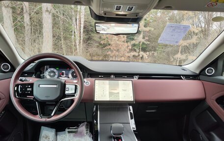 Land Rover Range Rover Evoque II, 2024 год, 6 200 000 рублей, 12 фотография