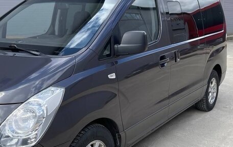 Hyundai H-1 II рестайлинг, 2008 год, 1 550 000 рублей, 9 фотография