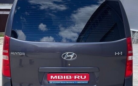 Hyundai H-1 II рестайлинг, 2008 год, 1 550 000 рублей, 6 фотография