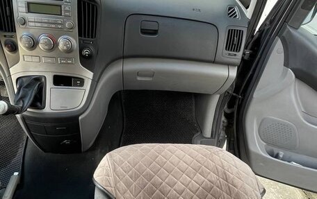 Hyundai H-1 II рестайлинг, 2008 год, 1 550 000 рублей, 10 фотография