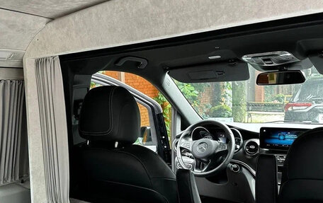Mercedes-Benz V-Класс, 2021 год, 20 800 000 рублей, 24 фотография