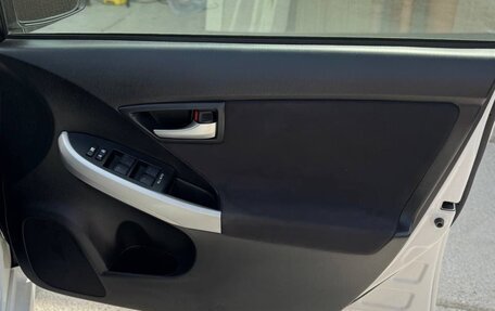 Toyota Prius, 2012 год, 1 200 000 рублей, 16 фотография