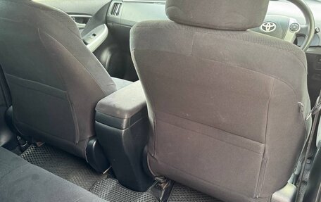 Toyota Prius, 2012 год, 1 200 000 рублей, 19 фотография