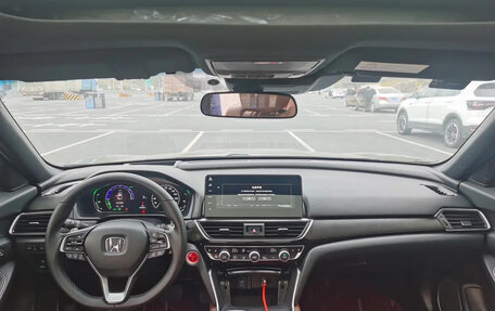Honda Inspire, 2022 год, 2 440 000 рублей, 3 фотография