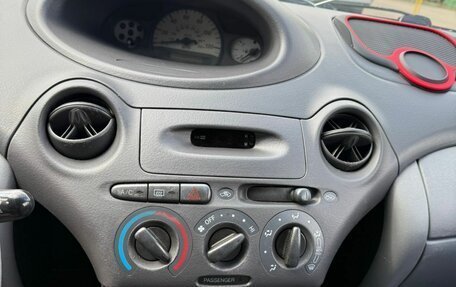 Toyota Echo, 2000 год, 435 000 рублей, 9 фотография