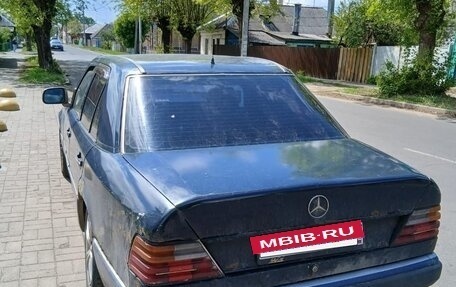 Mercedes-Benz W124, 1993 год, 250 000 рублей, 2 фотография