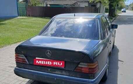 Mercedes-Benz W124, 1993 год, 250 000 рублей, 3 фотография