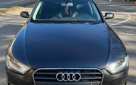 Audi A4, 2015 год, 1 900 000 рублей, 9 фотография