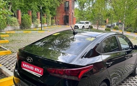 Hyundai Solaris II рестайлинг, 2021 год, 1 700 000 рублей, 4 фотография