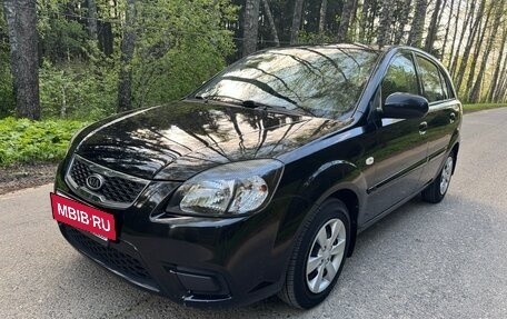 KIA Rio II, 2011 год, 799 000 рублей, 3 фотография