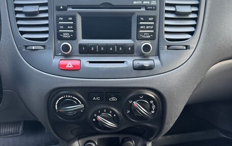 KIA Rio II, 2011 год, 799 000 рублей, 13 фотография