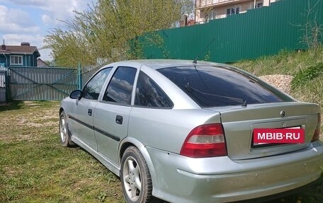 Opel Vectra B рестайлинг, 1999 год, 140 000 рублей, 3 фотография
