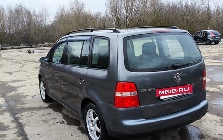 Volkswagen Touran III, 2006 год, 600 000 рублей, 5 фотография