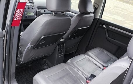 Volkswagen Touran III, 2006 год, 600 000 рублей, 9 фотография