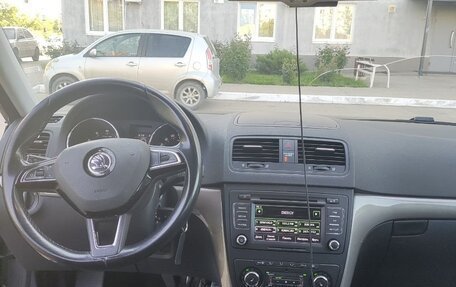 Skoda Yeti I рестайлинг, 2014 год, 1 400 000 рублей, 14 фотография
