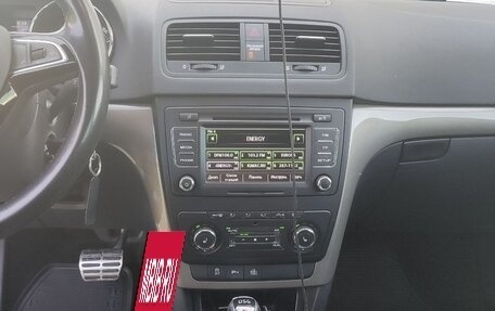 Skoda Yeti I рестайлинг, 2014 год, 1 400 000 рублей, 13 фотография
