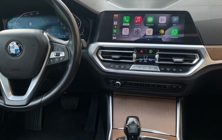 BMW 3 серия, 2019 год, 3 300 000 рублей, 9 фотография