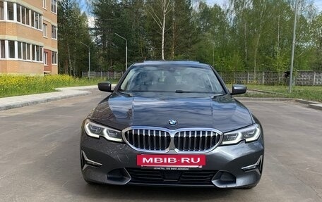 BMW 3 серия, 2019 год, 3 300 000 рублей, 2 фотография