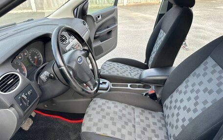 Ford Focus II рестайлинг, 2005 год, 440 000 рублей, 10 фотография